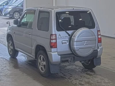 MITSUBISHI PAJERO MINI