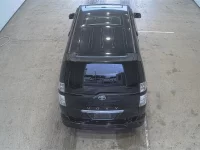 Цена авто Toyota Voxy с аукционов Японии, номер кузова AZR60G, пробег 160 000, оценка 2