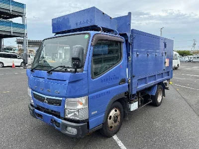 MITSUBISHI CANTER