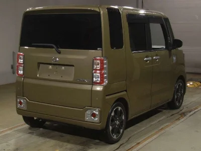 DAIHATSU WAKE