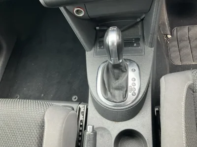 VOLKSWAGEN GOLF TOURAN