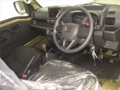 DAIHATSU HIJET TRUCK