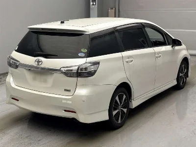 TOYOTA WISH