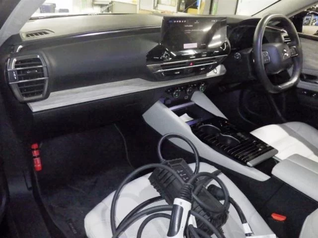 Citroen C5 X  с аукциона в Японии