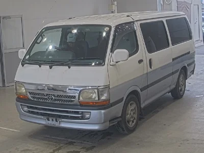 TOYOTA HIACE