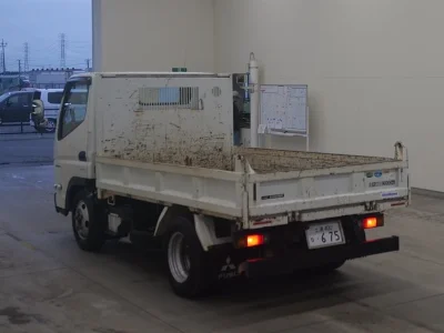 MITSUBISHI CANTER
