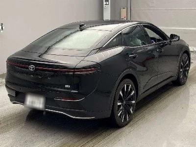 TOYOTA CROWN CROSSOVER