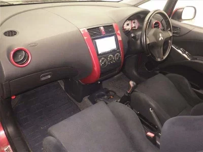 MITSUBISHI COLT
