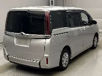 Цена авто Toyota Noah с аукционов Японии, номер кузова ZRR80G, пробег 24 000, оценка 8