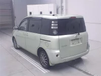 Цена авто Toyota Sienta с аукционов Японии, номер кузова NCP81G, пробег 139 000, оценка 6