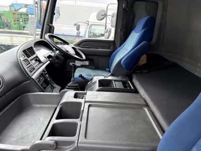 ISUZU GIGA