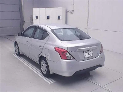 NISSAN TIIDA LATIO