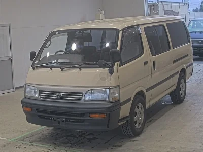 TOYOTA HIACE