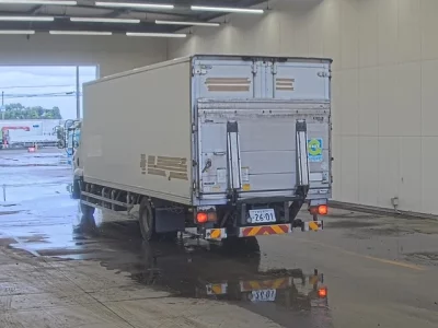 ISUZU FORWARD