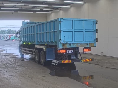 MITSUBISHI FUSO SUPER GREAT