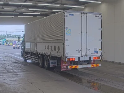 ISUZU GIGA