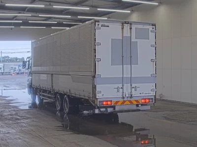 MITSUBISHI FUSO SUPER GREAT