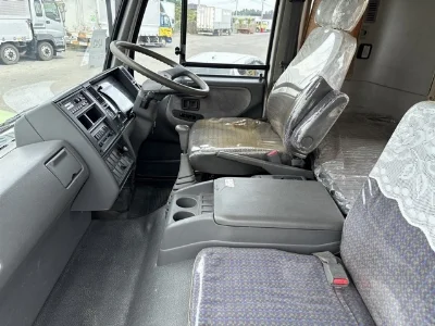 NISSAN UD