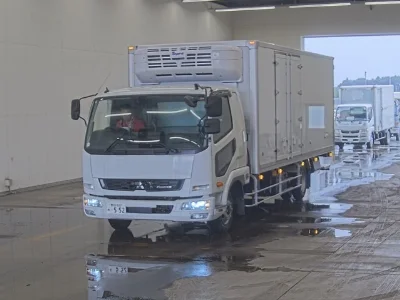 MITSUBISHI FUSO FIGHTER