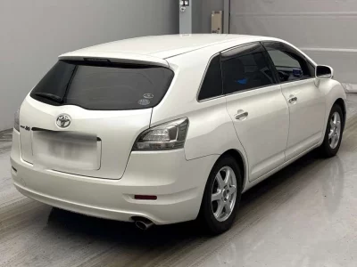 TOYOTA MARK X ZIO 2