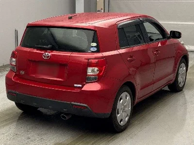 TOYOTA IST