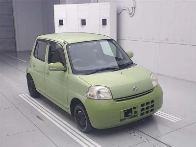 DAIHATSU ESSE
