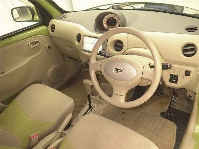 DAIHATSU ESSE