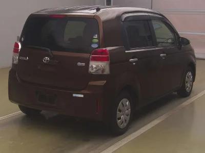 TOYOTA SPADE