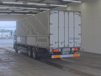 ISUZU GIGA