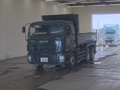 ISUZU GIGA