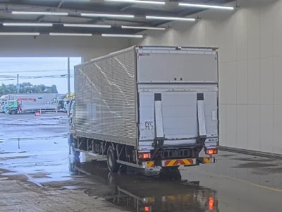 MITSUBISHI FUSO FIGHTER