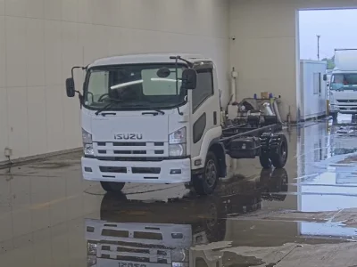 ISUZU FORWARD