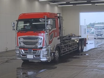 ISUZU GIGA