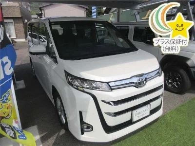 TOYOTA NOAH