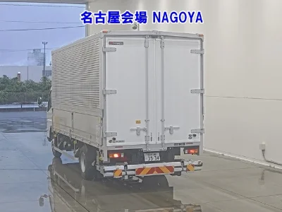 MITSUBISHI CANTER