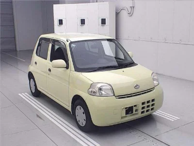 DAIHATSU ESSE