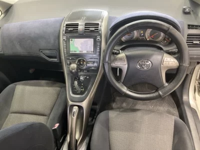 TOYOTA BLADE