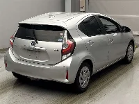 Цена авто Toyota Aqua с аукционов Японии, номер кузова NHP10, пробег 141 000, оценка 8