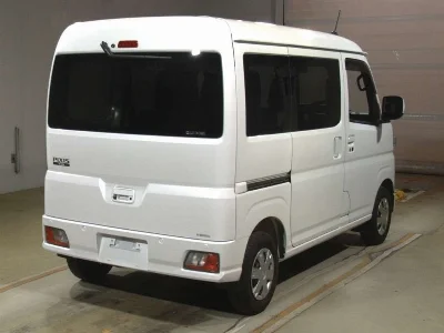 TOYOTA PIXIS VAN