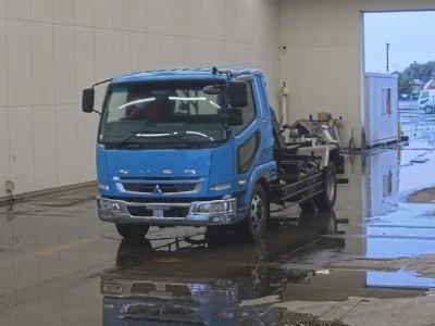 MITSUBISHI FUSO FIGHTER