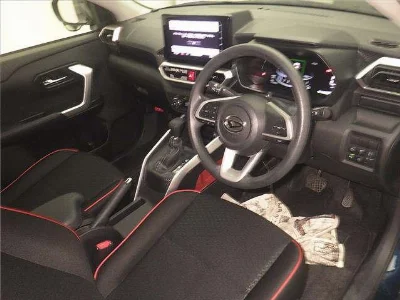 DAIHATSU ROCKY
