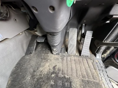 NISSAN UD