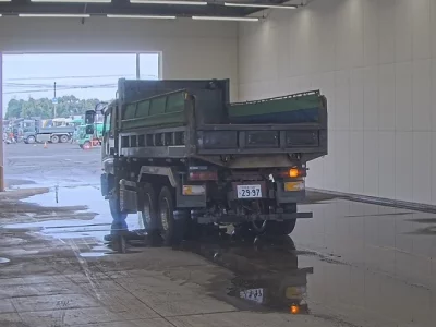 ISUZU GIGA