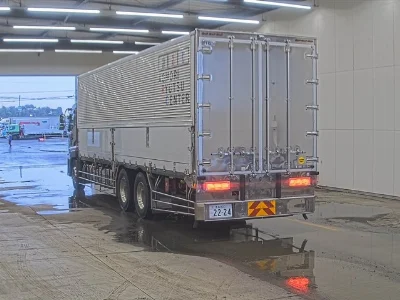 NISSAN DIESEL (UD) QUON