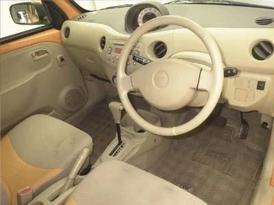 DAIHATSU ESSE