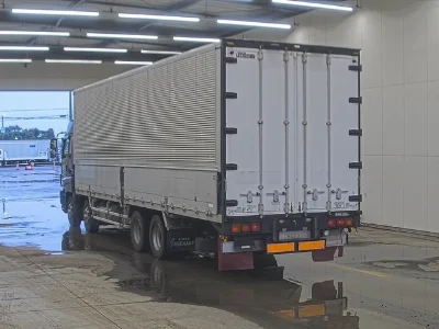 ISUZU GIGA