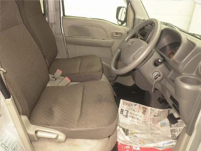 NISSAN CLIPPER VAN