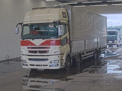 MITSUBISHI FUSO SUPER GREAT