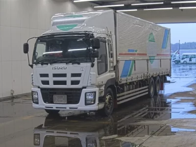 ISUZU GIGA