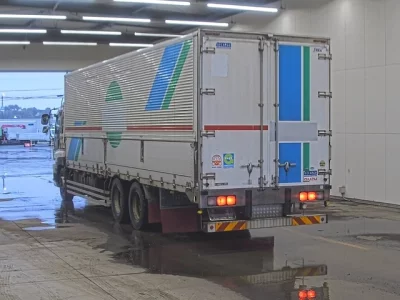 ISUZU GIGA